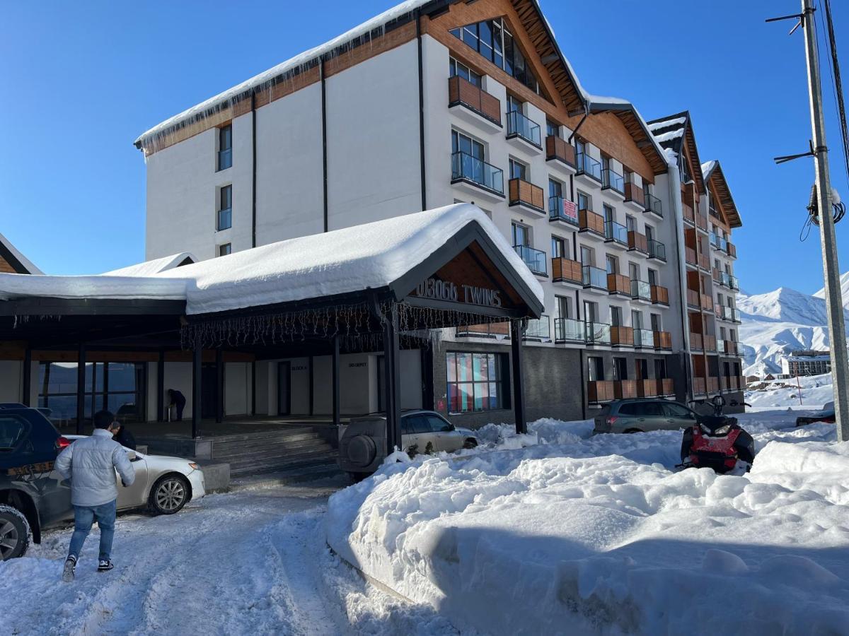 Twins Apartment Delux 2, New 古多里 外观 照片